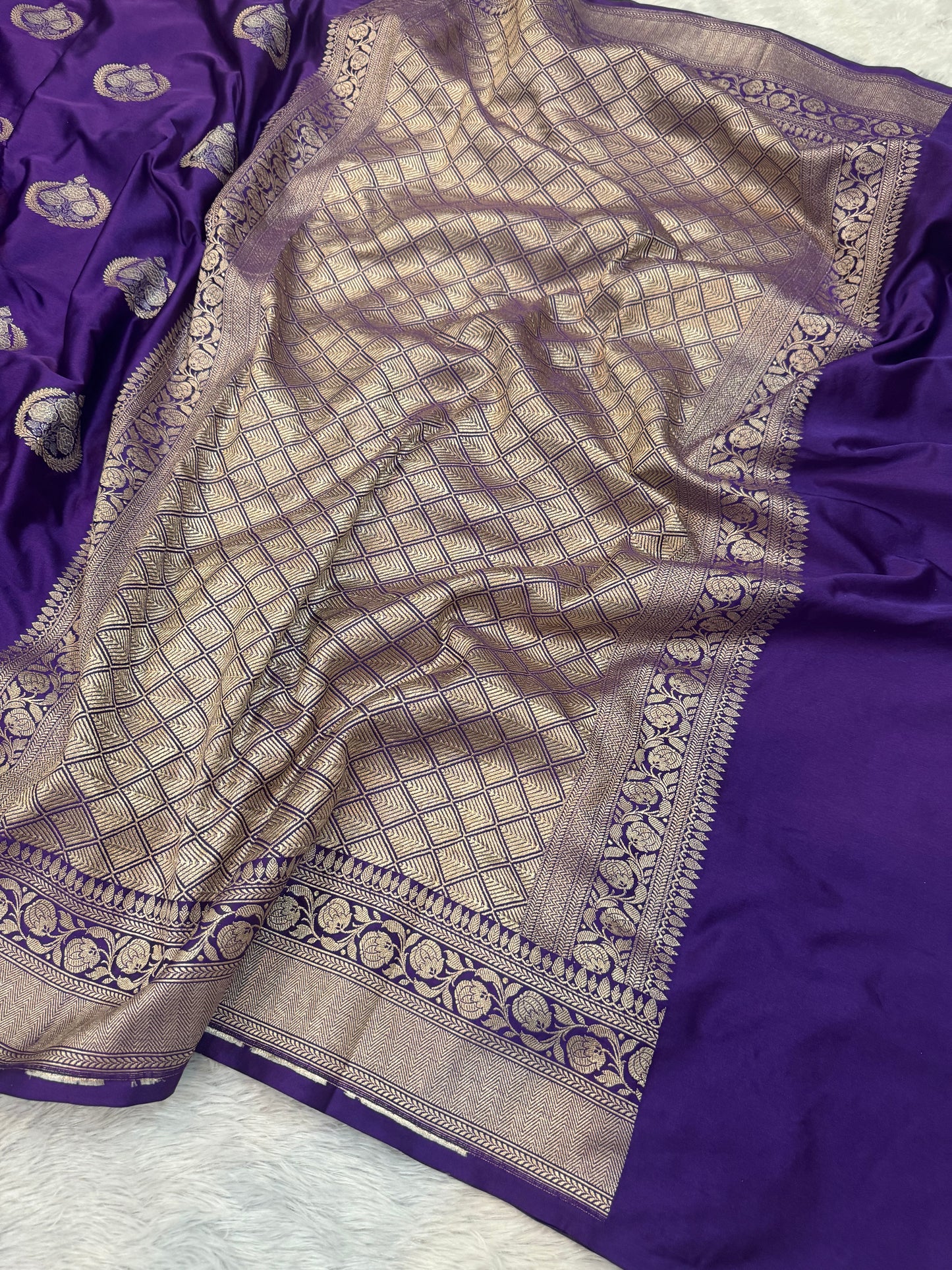 BANARAS HANDLOOM COLLECTION