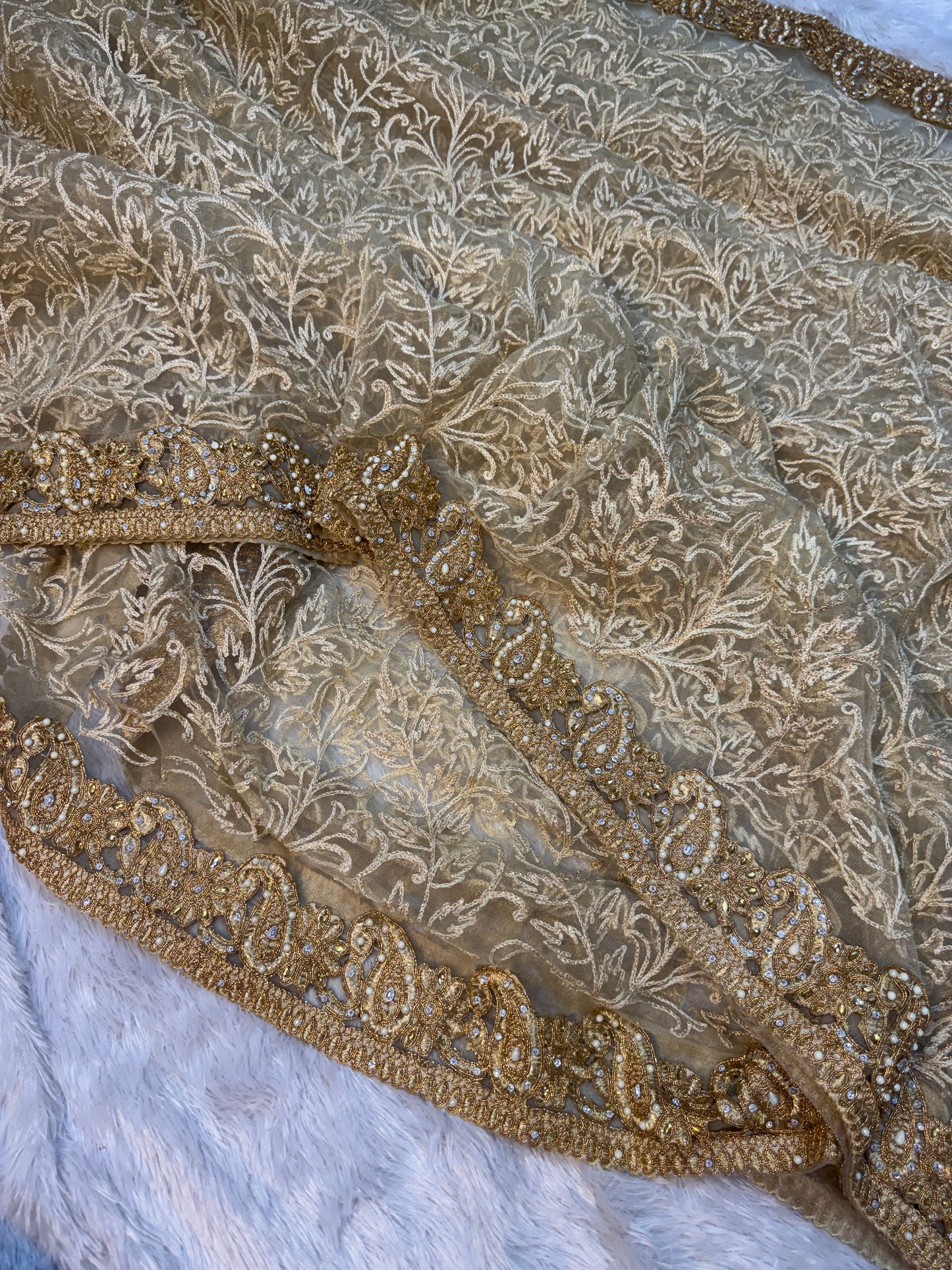 CHIKANKARI X BANARASI HERITAGE