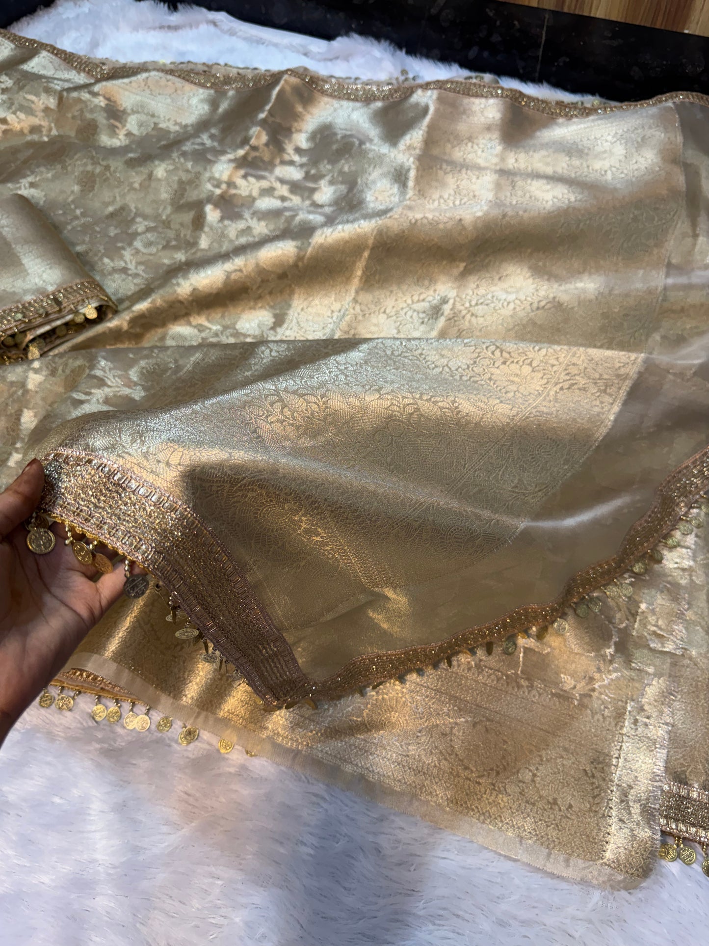 GOLDEN GLOW COLLECTION