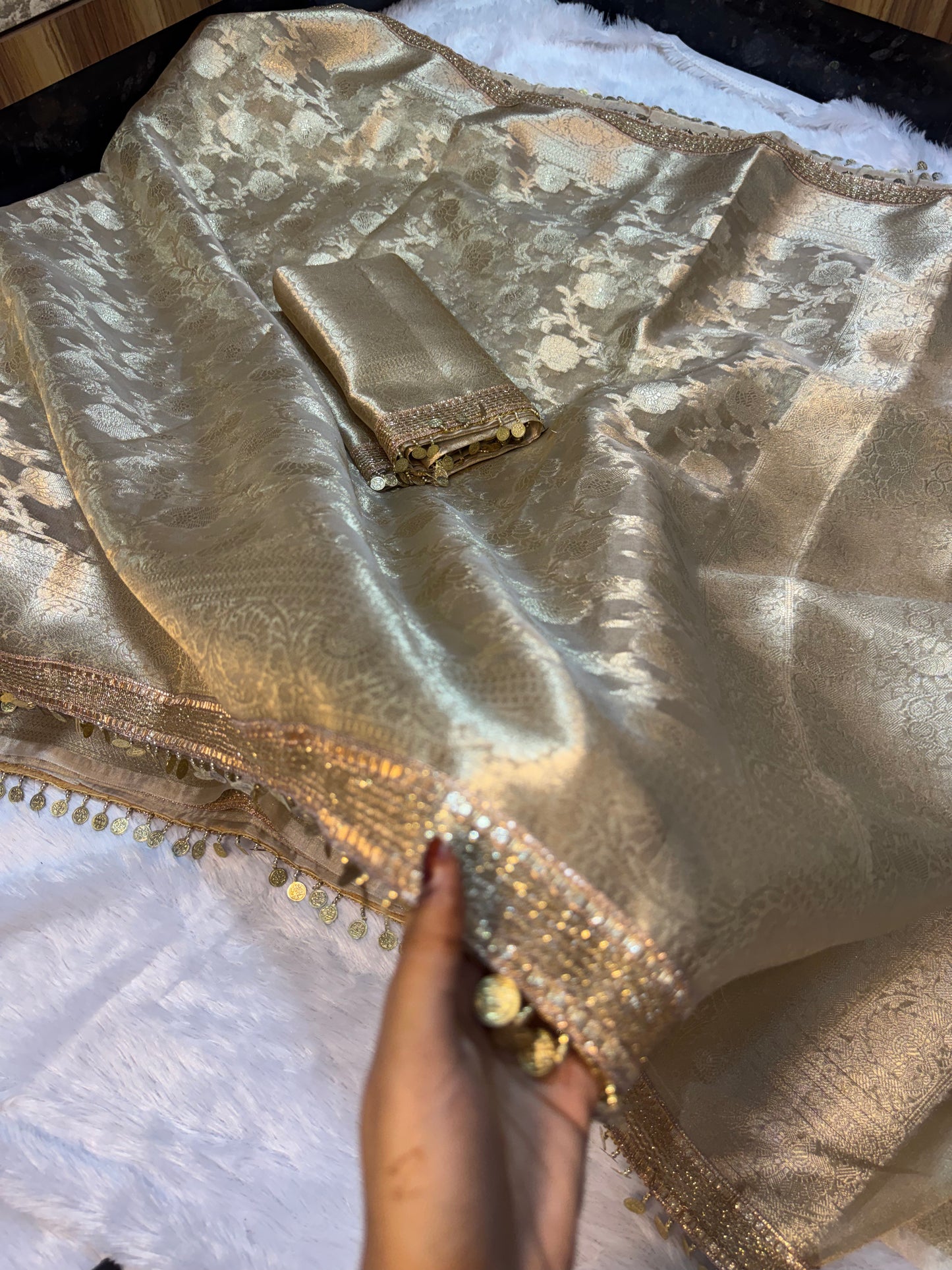 GOLDEN GLOW COLLECTION