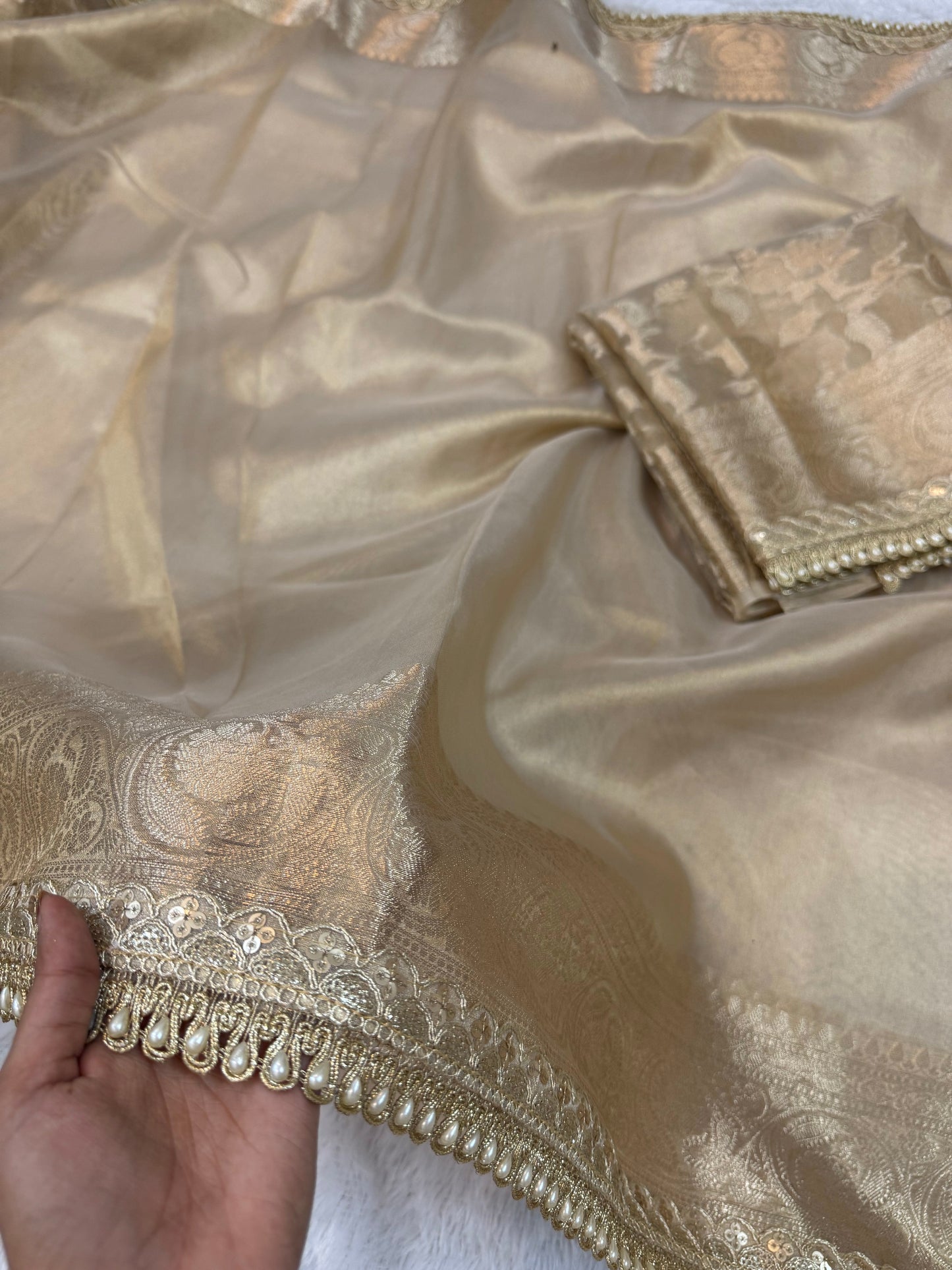 GOLDEN SAREE