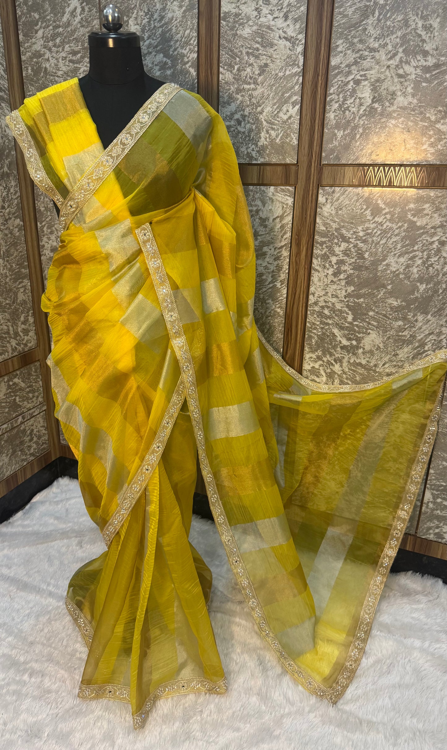 HALDI GLOW ORGANZA