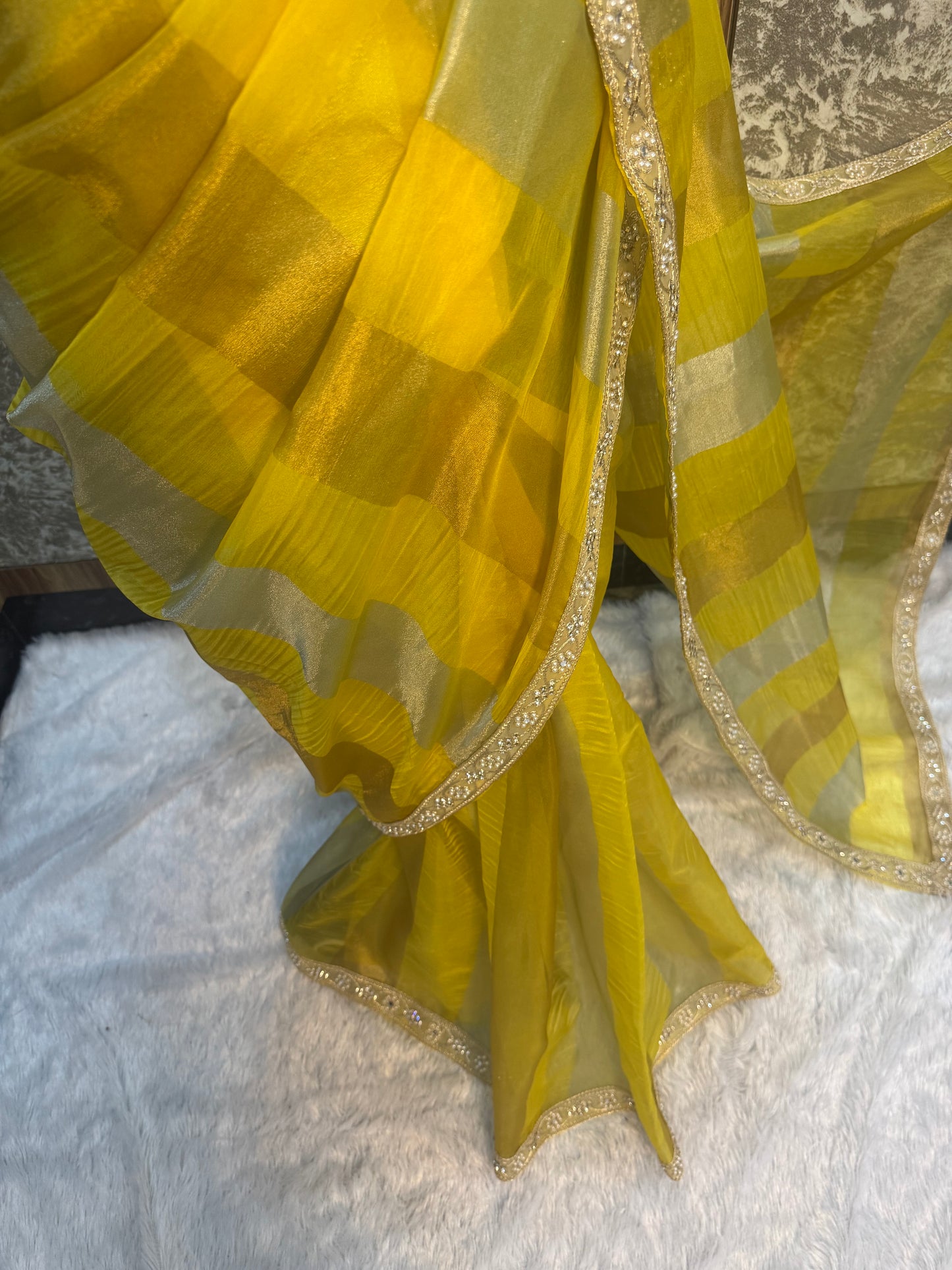 HALDI GLOW ORGANZA