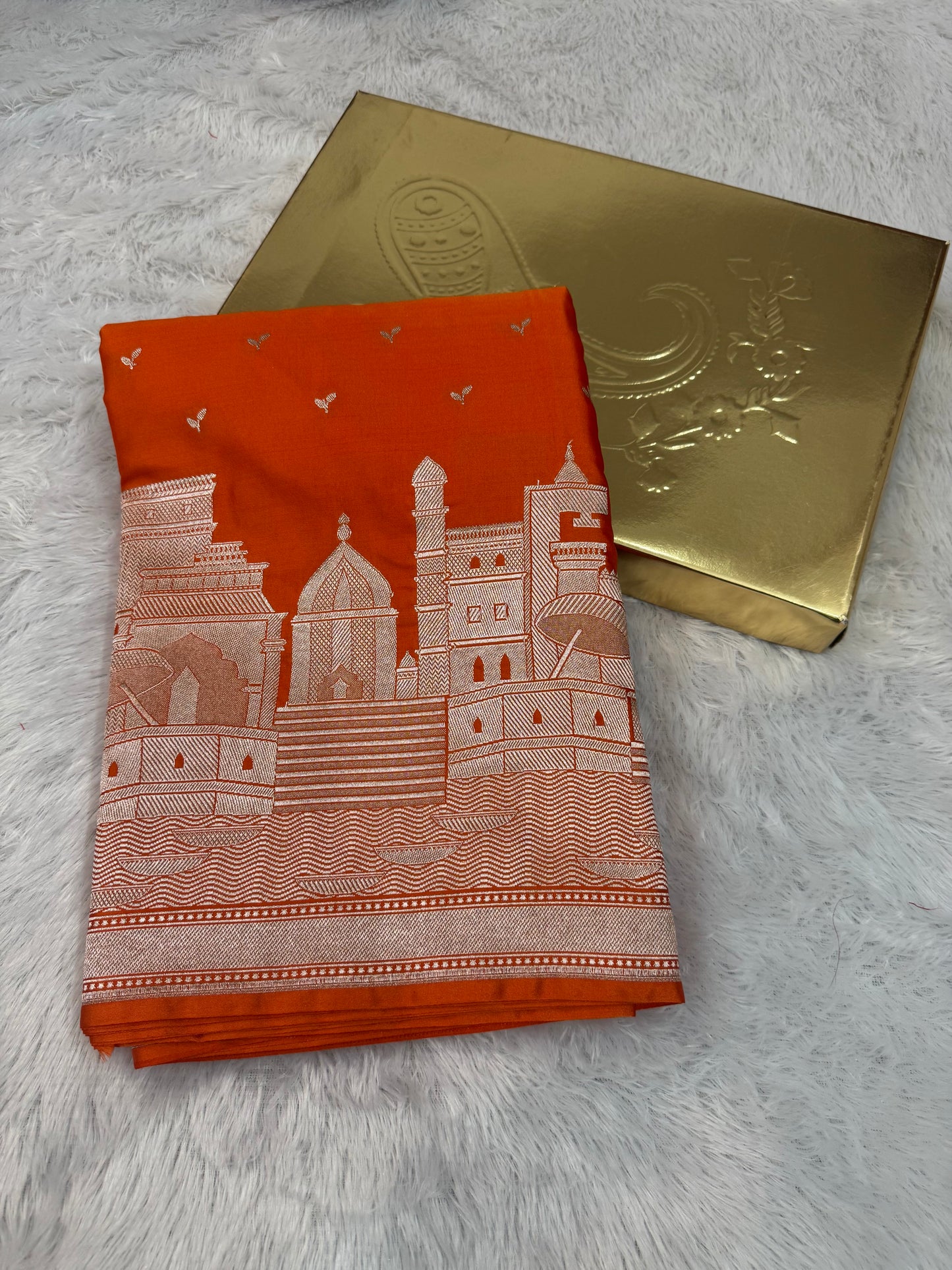 BANARAS HANDLOOM COLLECTION