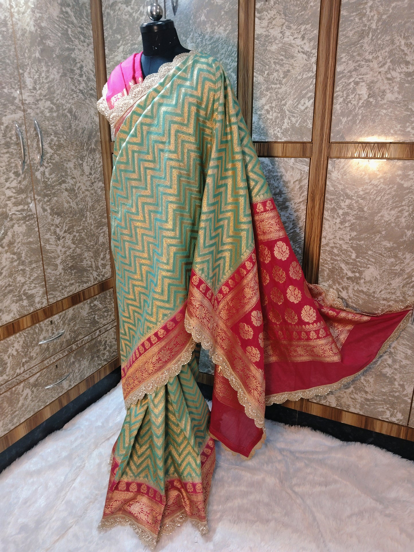 Banarasi Georgette Saree with Lace Border